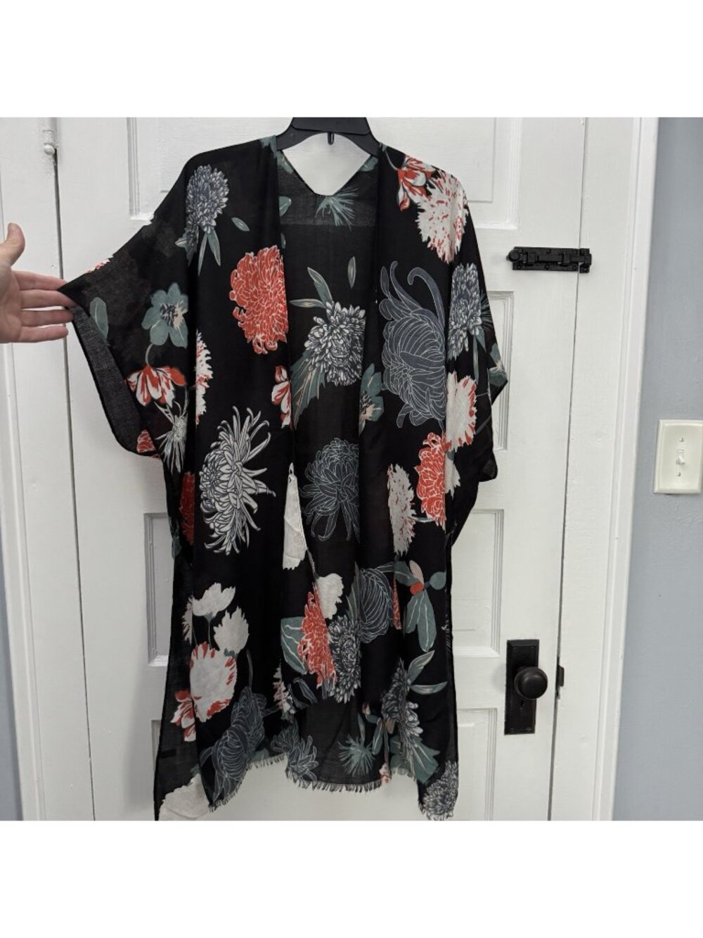 Women’s One Size Black Floral Open Front Kimono Cardigan Cover Up Fringe